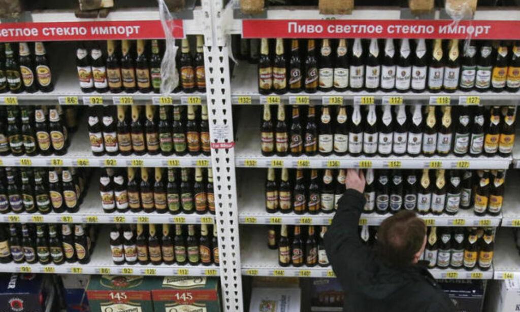 - Russiske alkoholikere tyr til hjemmebrent og rengjøringsprodukter