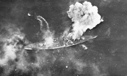 En unik historie om krigsskipet som lå og ventet på å bli bombet
