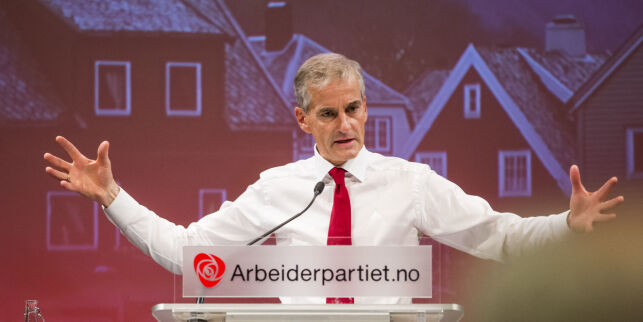 Oslo 20160920.
Landsstyremøte i Arbeiderpartiet.Partileder Jonas Gahr Støre under åpningen av Arbeiderpartiets landsstyremøte i Oslo tirsdag.
Foto: Håkon Mosvold Larsen / NTB scanpix
