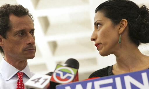 Trump advarte mot Weiner:- En pervo og en «sleazeball»