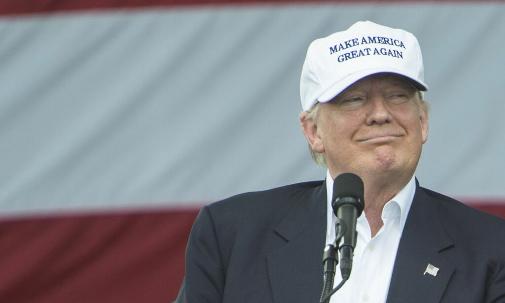 Dagbladet i Florida: Trump i delstaten han må vinne: - Alle målinger sier vi skal vinne Florida. Ikke tro på det!