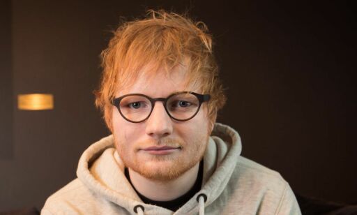 Ed Sheeran mistet venner da det ble kjent hva han tjener: - Forbes-lista «fucket» det opp