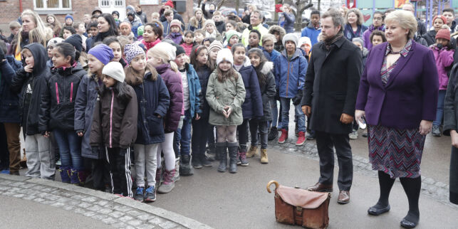 Erna beskyldes for å ha knabbet den rødgrønne skolen: - Dette er jo ren Ap-politikk