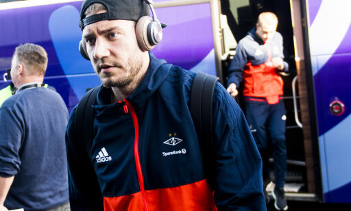 Reagerer på Bendtners reiser: - Viser at han ikke er seriøs nok