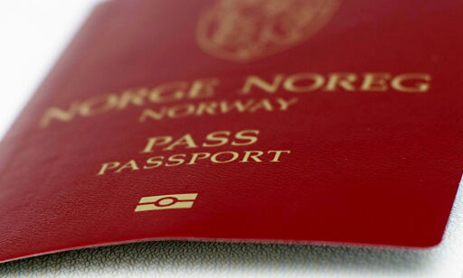 Nesten halvparten av landets passkontor legges ned