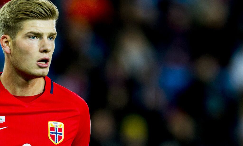 Ekspertene er enige: Sørloth bør starte på topp for Norge