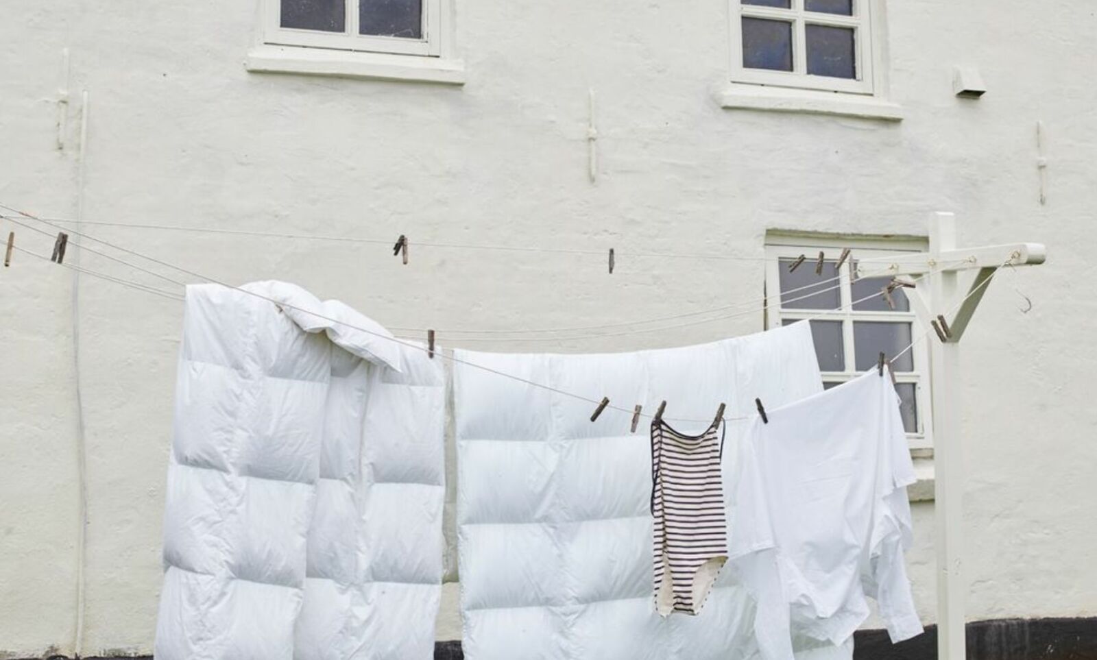 ALLERGIVENNLIGE DYNER: Høie produserer både fiber- og dundyner som er så rene at de er anbefalt av Norges Astma og Allergiforbund. Foto: Høie ALLERGIVENNLIGE DYNER: Høie produserer både fiber- og dundyner som er så rene at de er anbefalt av Norges Astma og Allergiforbund. Foto: Høie