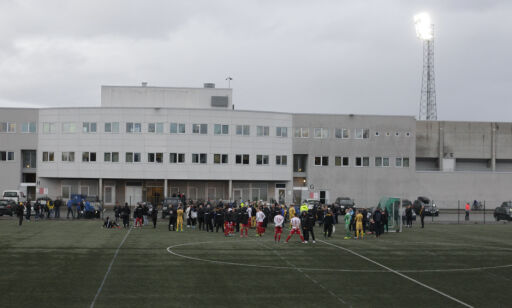 Aspmyra ble evakuert etter bomtetrussel. Nå er stadion åpnet igjen