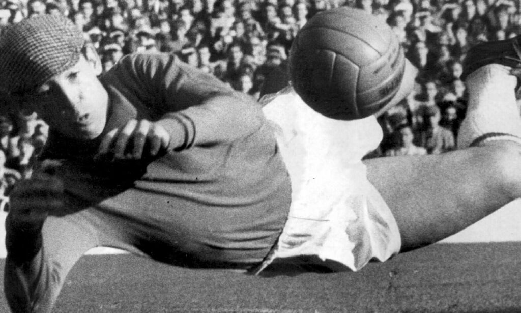 Superkeeperen som leverte historiens beste redning