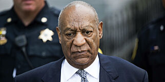 Toppløsaktivist anholdt da hun forsøkte å nærme seg Cosby