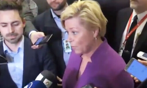 Dette sa Siv Jensen før hastemøtet i Frp
