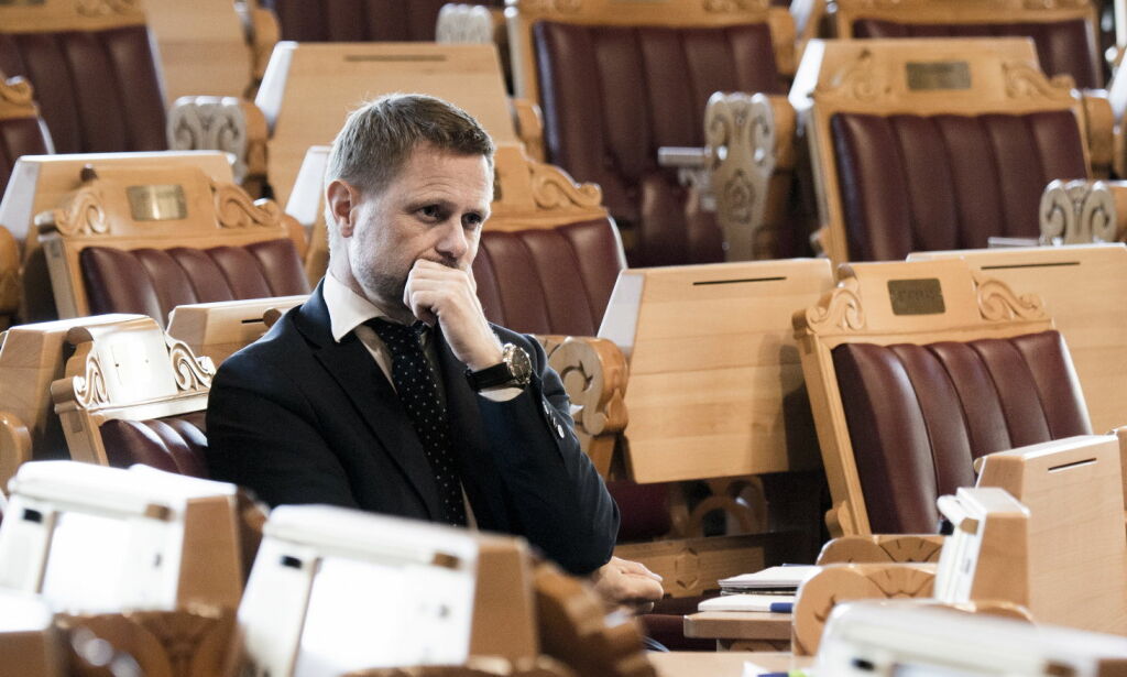 Nå er det helseministeren som trenger ambulanse i nord