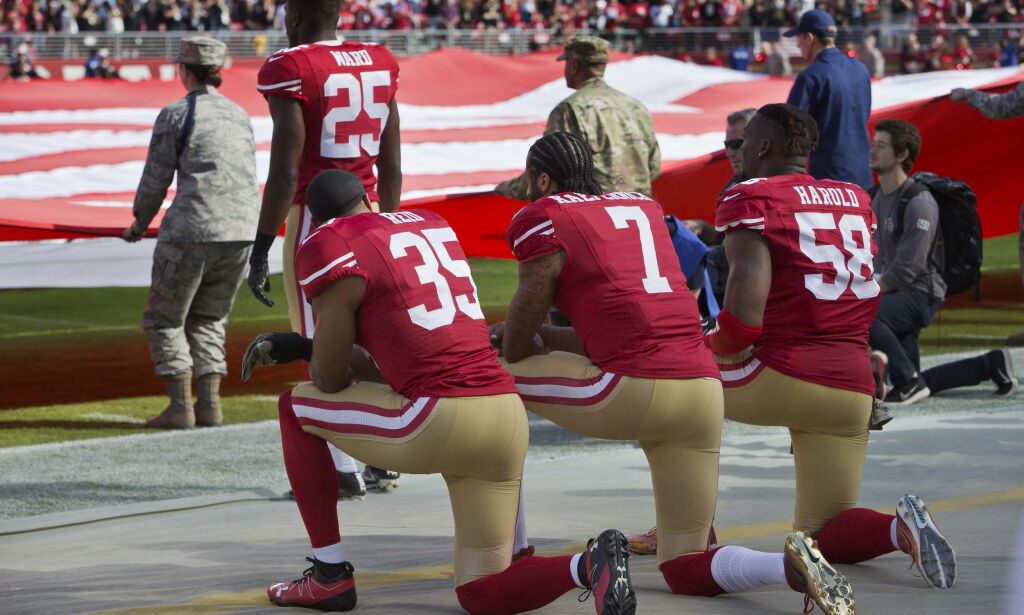 Trump avlyser besøk fra Super Bowl-vinnere etter knele-krangel