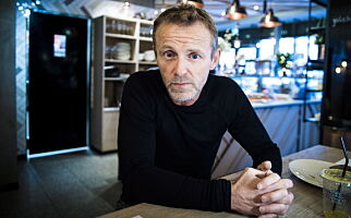 Jo Nesbø hasteinnlagt på sykehus - skal være bedre