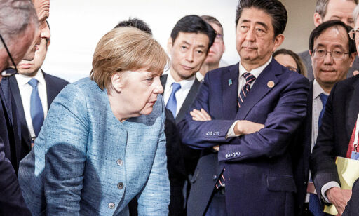 Merkel gir seg - Europa uten voksne