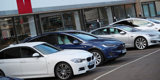 Tesla-interessen faller: - Nå kan du gjøre et godt Tesla-kjøp