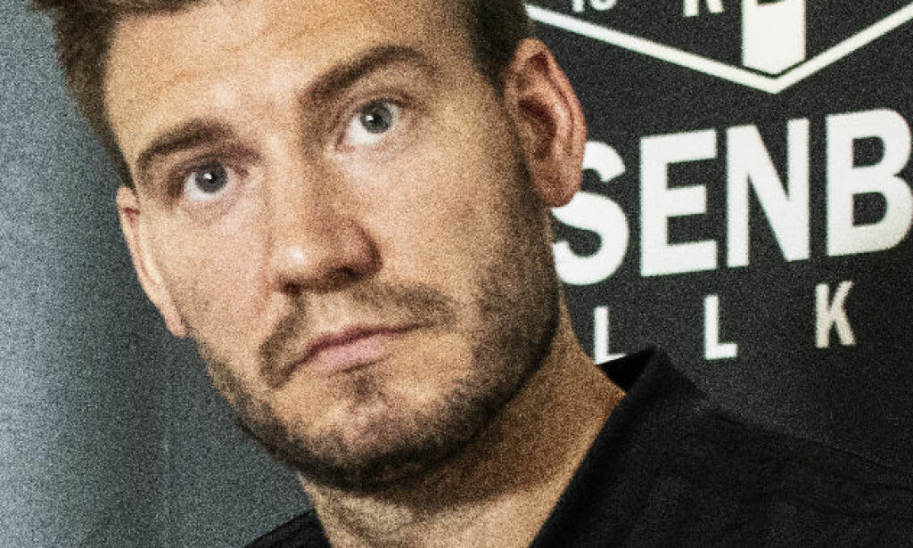 Bendtners kjæreste overrasker