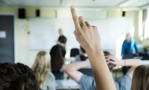 Guttene blir møtt med lavere forventninger på skolebenken