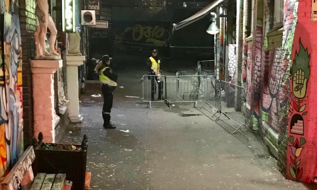 Minst to knivstukket på utestedet Blå i Oslo. - Trolig gjengrelatert