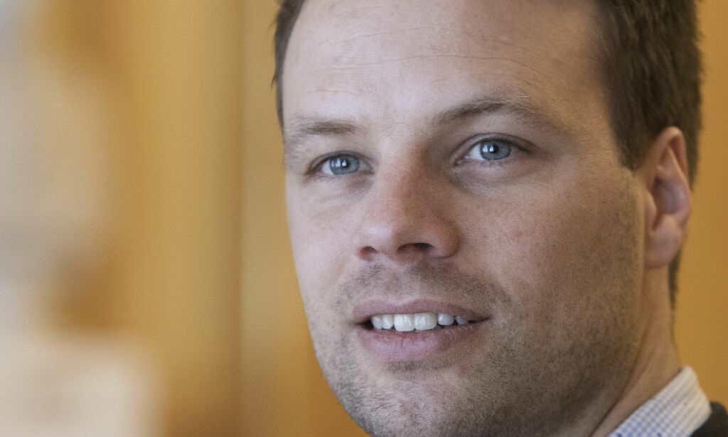 Frp godtar «landssvik»-påstander om Erna. Denne leken med fyrstikker er farlig