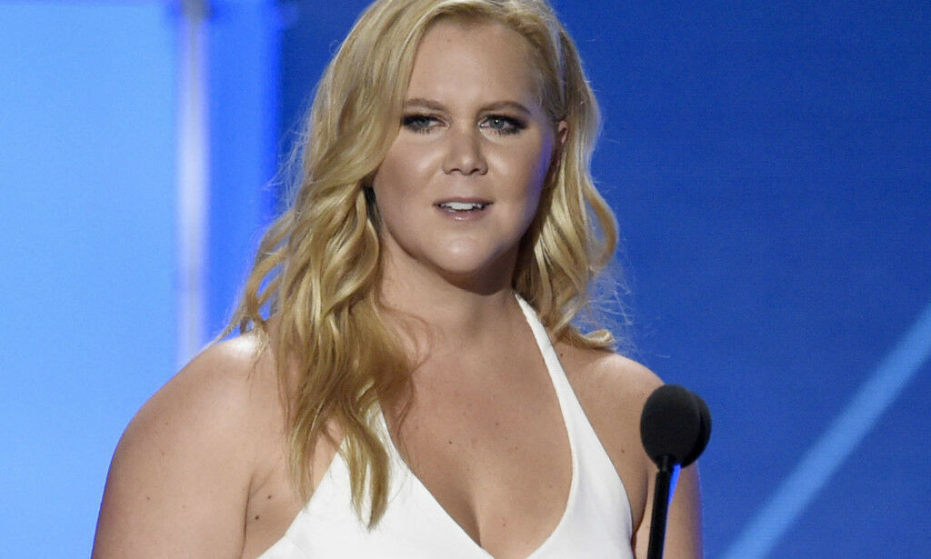 Kritiseres for ikke å være tynn nok til å spille «Barbie» - nå slår Amy Schumer tilbake
