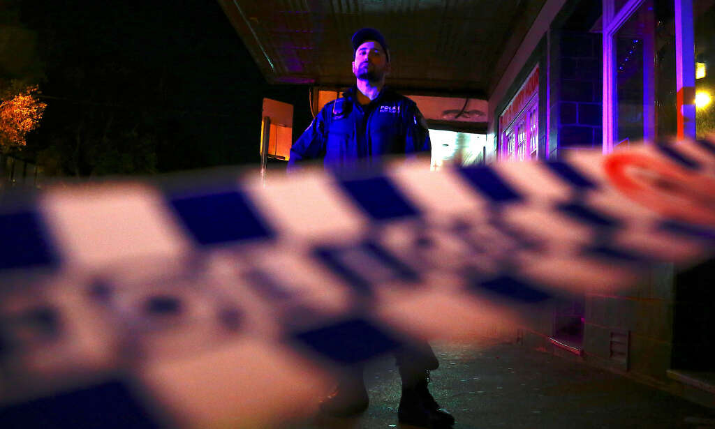 Politiet tror fedre og sønner står bak terrorplan i Sydney